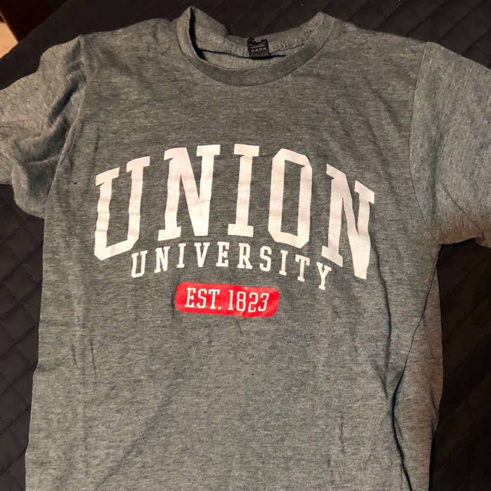 gray union university t-shirt